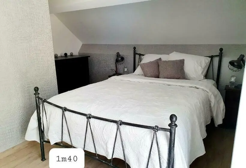 اتاق استاندارد, Les étangs Du Thioux Guest House