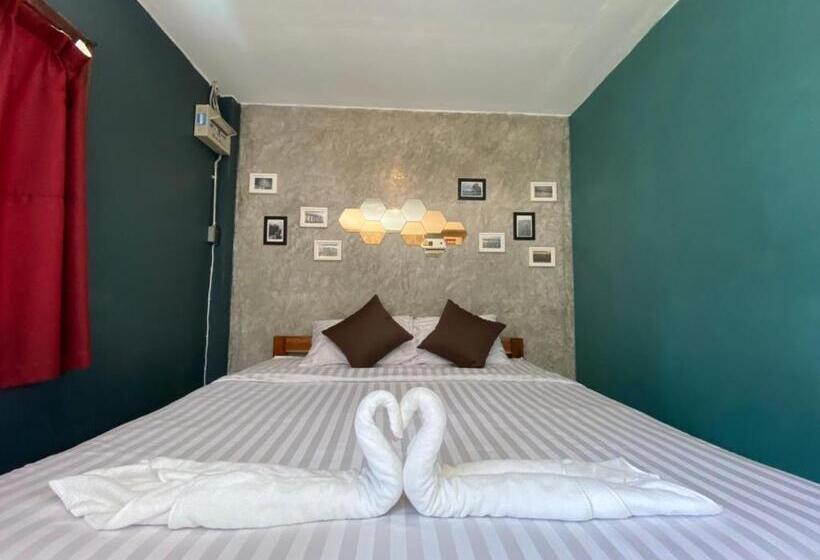 スタンダードルーム, เชอโคว์ เชอโคว์ โฮมสเตย์