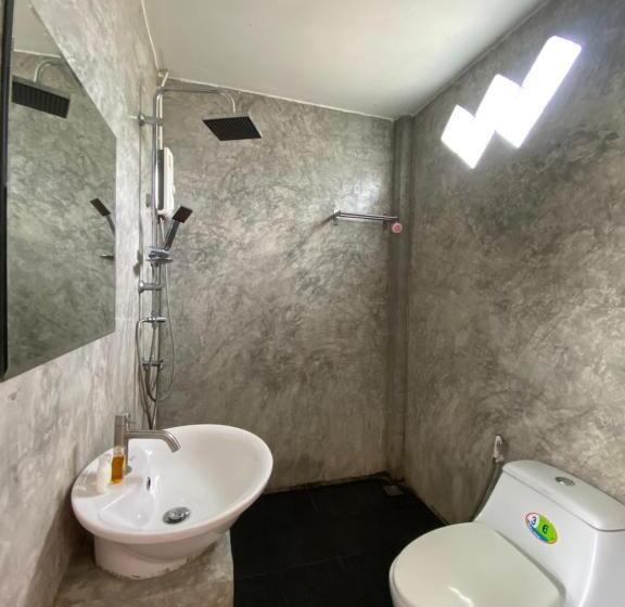 スタンダードルーム, เชอโคว์ เชอโคว์ โฮมสเตย์