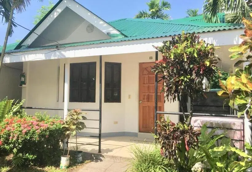 スタンダード４人部屋, Paguia’s Cottages