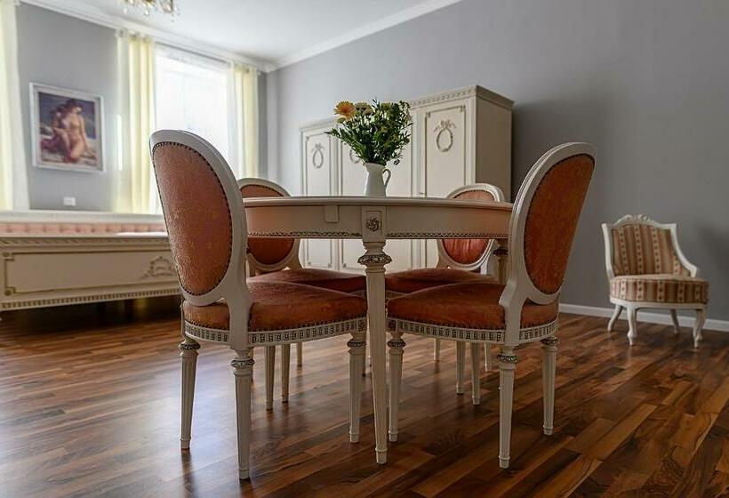 Люкс Повышенной Комфортности, Penzion Florián Telč