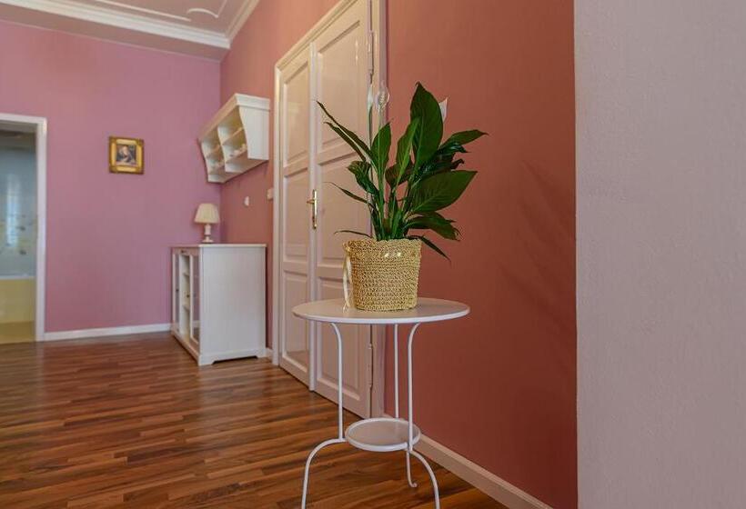 Номер Deluxe, Penzion Florián Telč