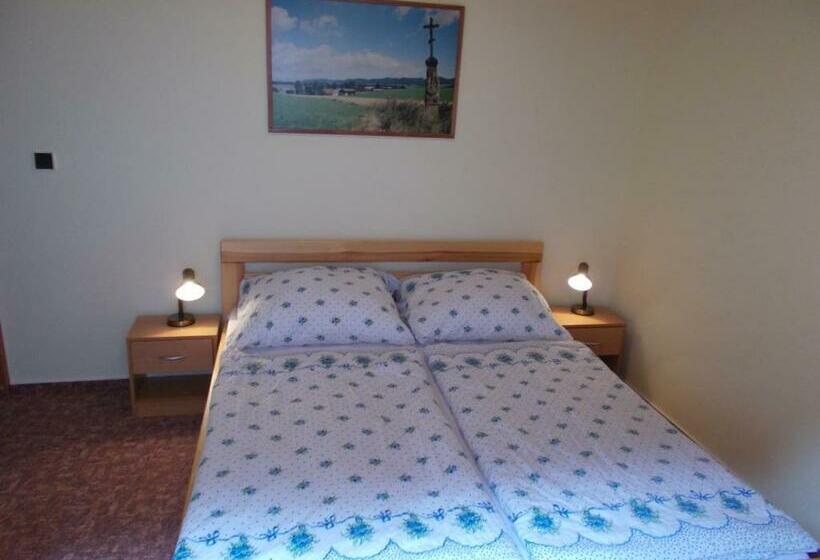 חדר סטנדרט, Pension Tara