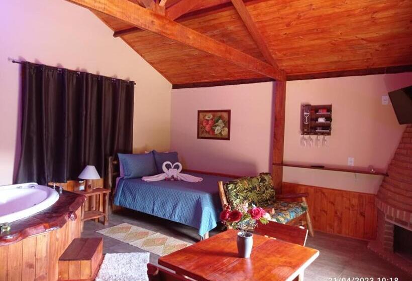 کلبه ییلاقی, Pousada Bela Helena