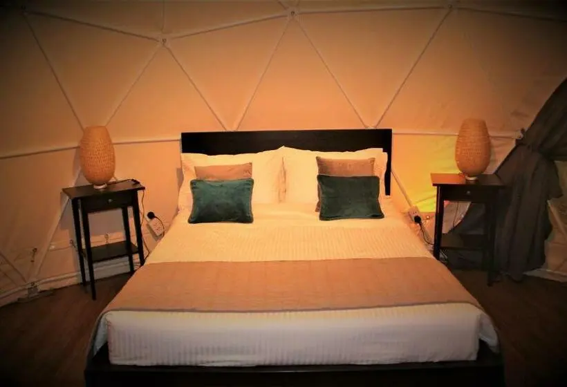 デラックスルーム, Aquamare Beach Camp Resort