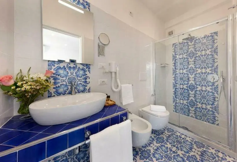 اتاق لوکس با بالکن, Gala Residence Villa Giovanna