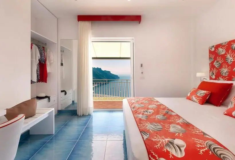 اتاق لوکس با بالکن و چشم‌انداز دریا, Gala Residence Villa Giovanna