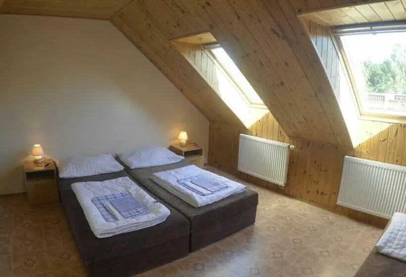 １ベッドルームアパートメント, Blatský Dvůr