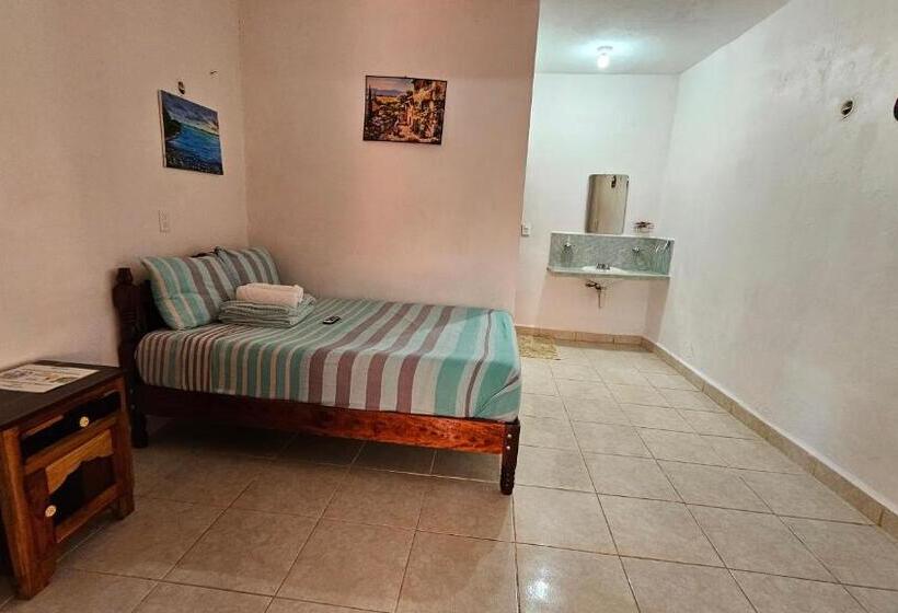 غرفة قياسية, Casa Coral