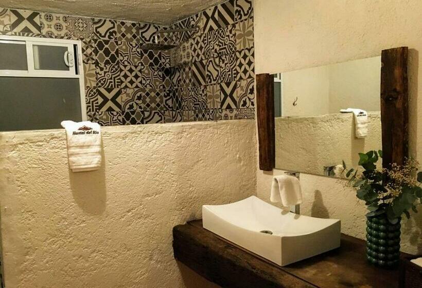 חדר דחוקס עם מיטת קינג, Del Rio