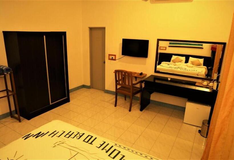 اتاق استاندارد, Dhigurah Beach Inn