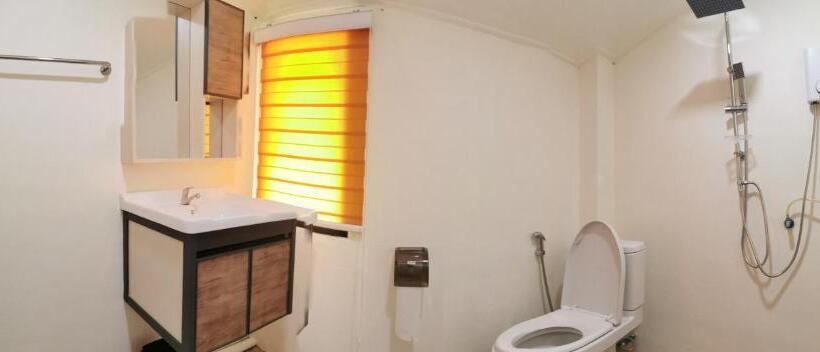 스탠다드 룸 킹사이즈 침대, Home Garden Chaeson บ้านสวน ชวนฝัน