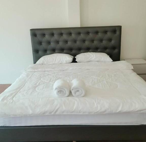 스탠다드 룸 킹사이즈 침대, Home Garden Chaeson บ้านสวน ชวนฝัน