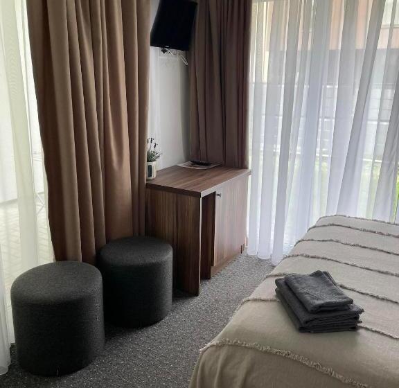 اتاق استاندارد اینتریور, Izabelės Apartamentai