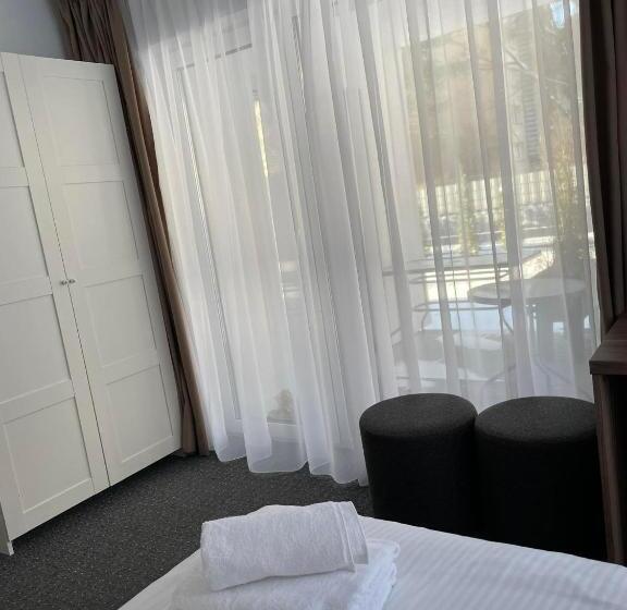 اتاق استاندارد اینتریور, Izabelės Apartamentai