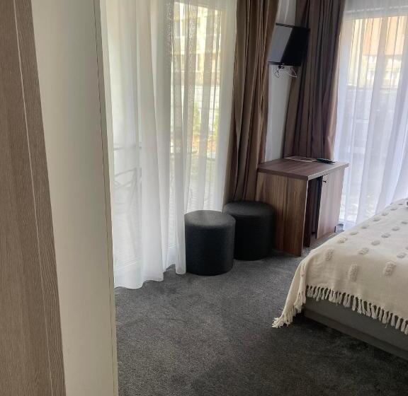 اتاق استاندارد اینتریور, Izabelės Apartamentai