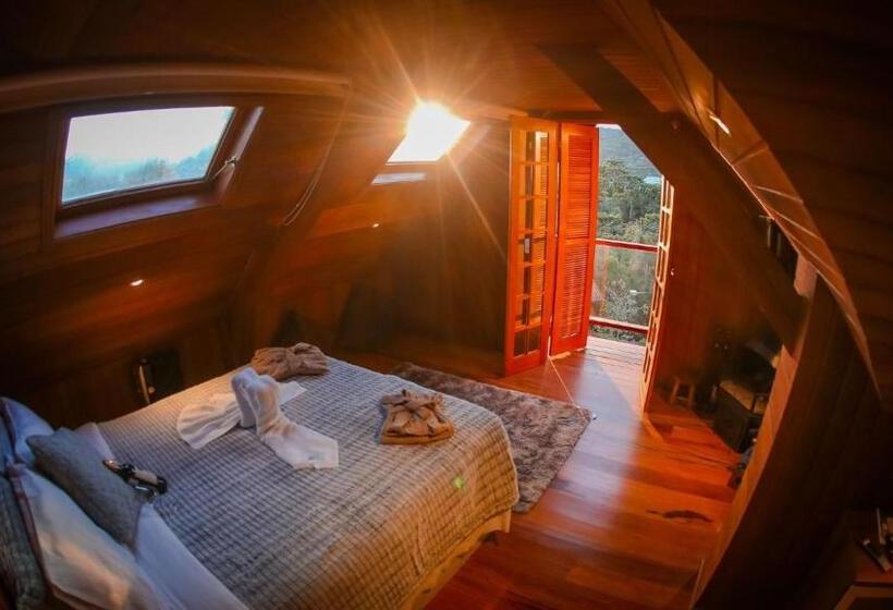 سوئیت پرزیدنت, Mansao Austriaca Guesthouse