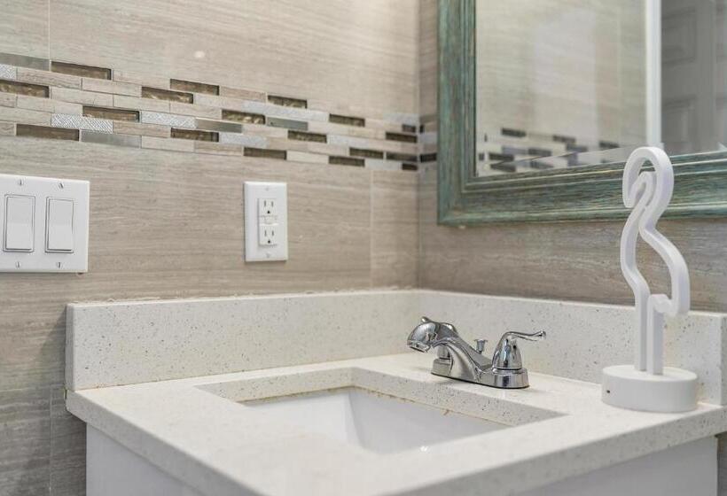 带1个卧室的公寓, Alani Bay Condos