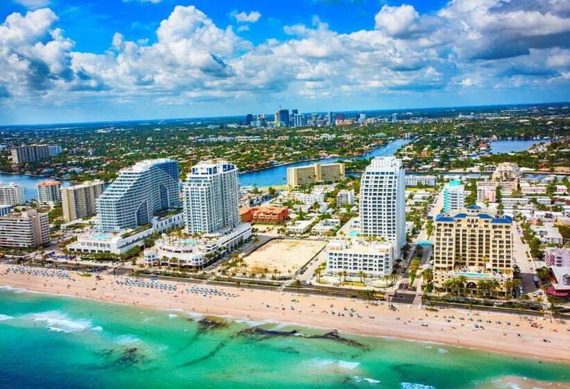 带1个卧室的豪华公寓, Alani Bay Condos