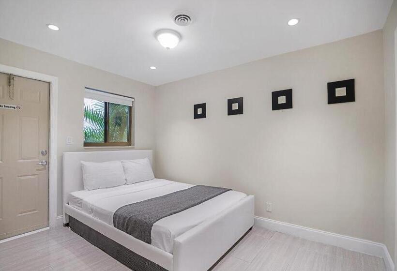 Apartamento 2 Dormitórios, Alani Bay Condos