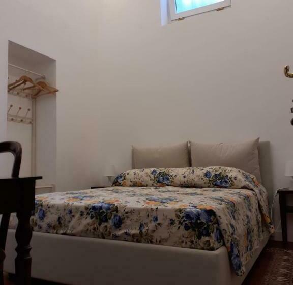 单人经济间, All Angolo B&b
