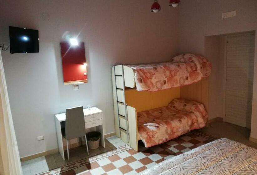 Номер Стандарт, B&b Enjoy Ercolano