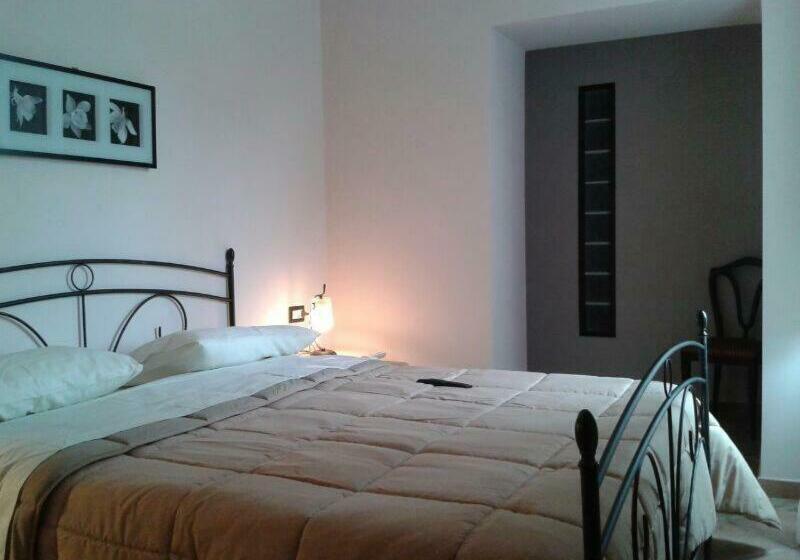 带大床的标准间, B&b La Magnolia