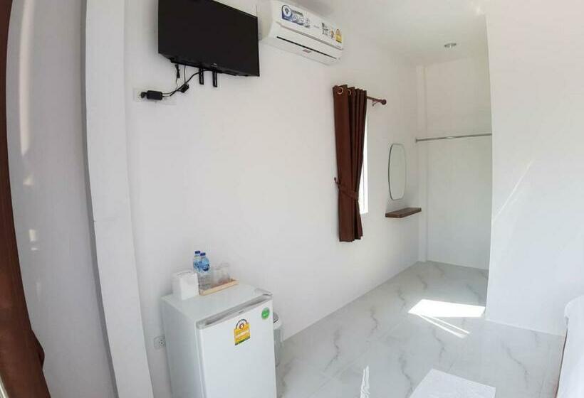 اتاق استاندارد, บ้านสวนนิสา