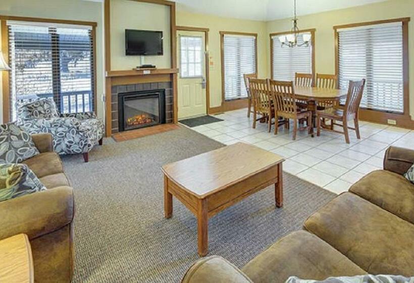 Люкс, Pocono Villas Resort