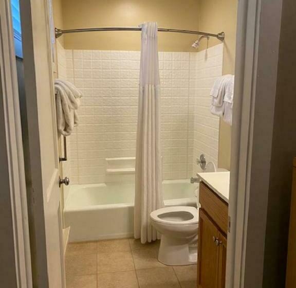 Люкс, Pocono Villas Resort