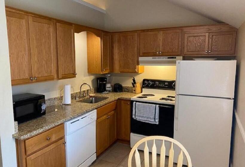 Люкс 2 Спальни, Pocono Villas Resort