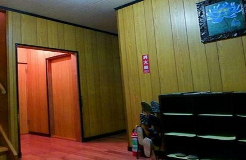 إستوديو قياسى, Private Twin Room   Aoshima Guesthouse Hooju   Vacation Stay 6392