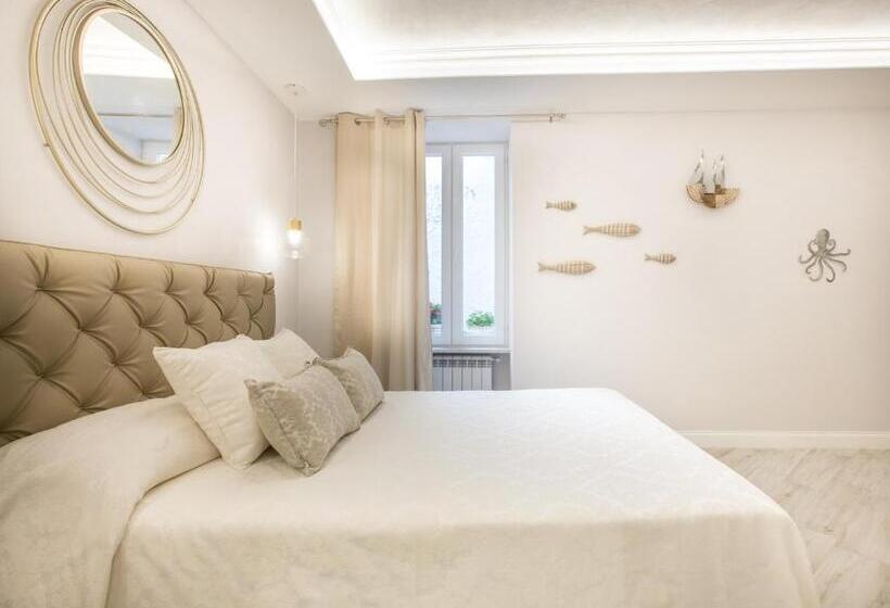 اتاق استاندارد سه نفره, A Cà Da Alba Rooms