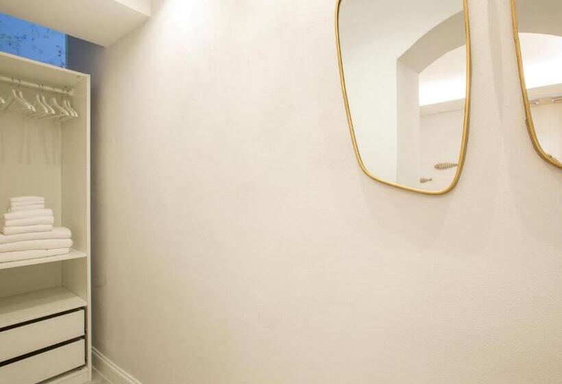 اتاق استاندارد سه نفره, A Cà Da Alba Rooms