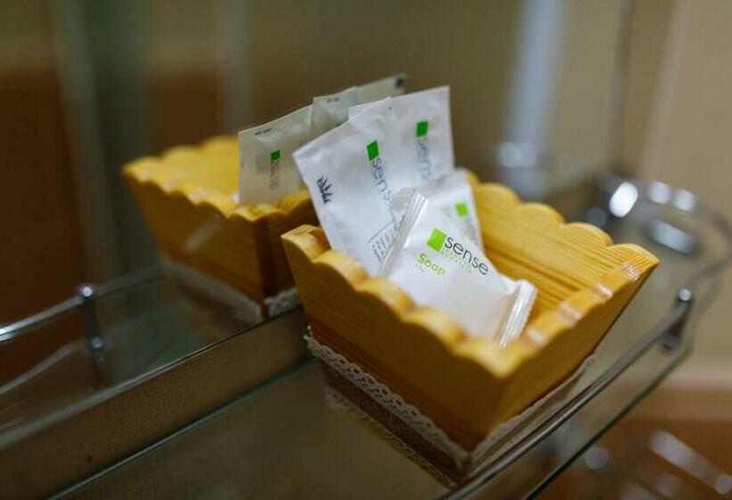 标准间, Casa Dacică