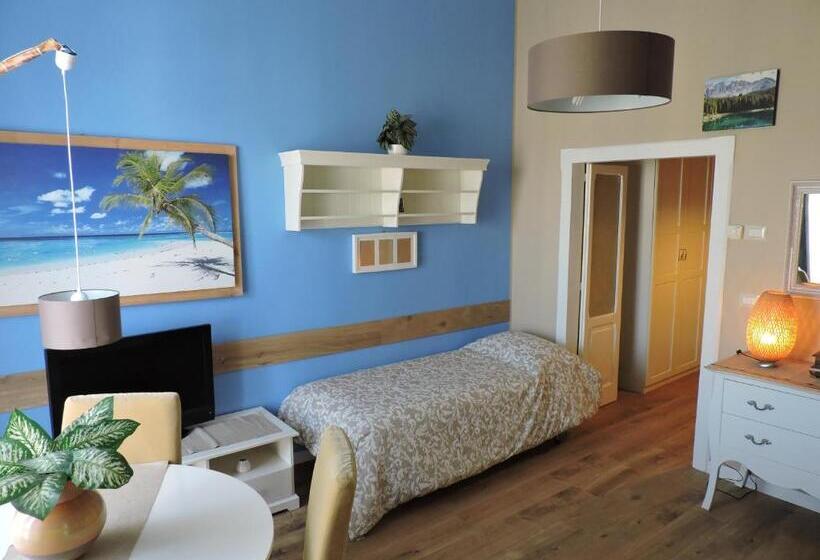 חדר משפחתי, Dimora Elizabeth