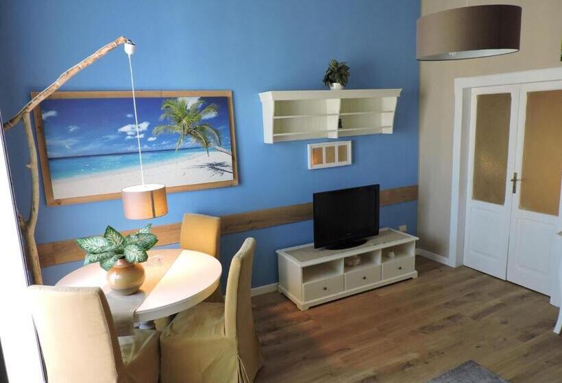 חדר משפחתי, Dimora Elizabeth