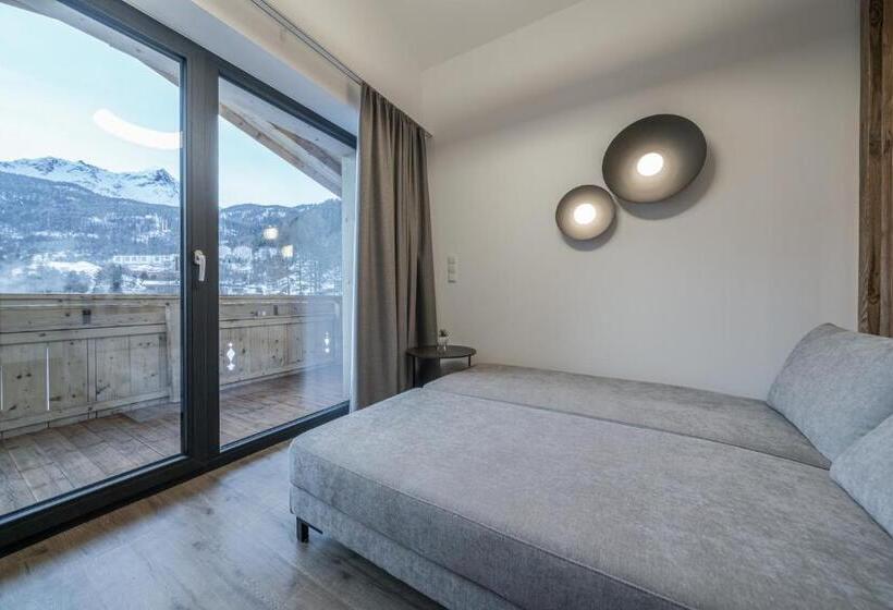 דירת חדר, Miramonte