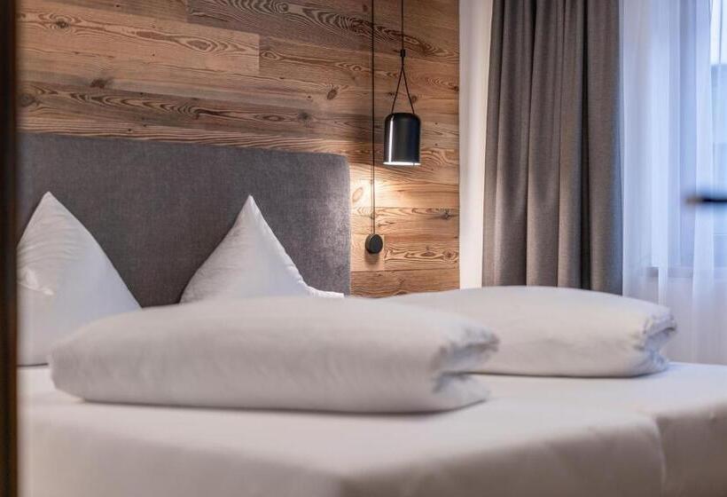 דירה בת חדר שינה 1 עם מרפסת, Miramonte