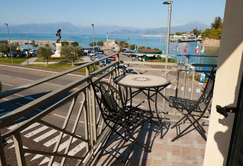 테라스 주니어 스위트, Relais Al Porto