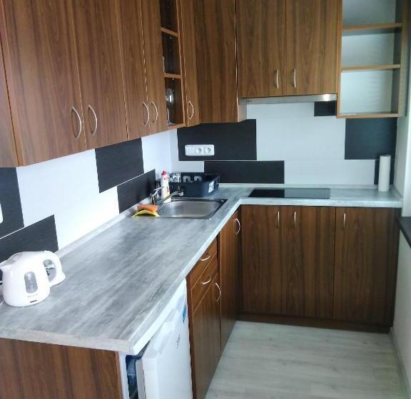 수피리어 트리플 룸, Vinotéka U Kozů