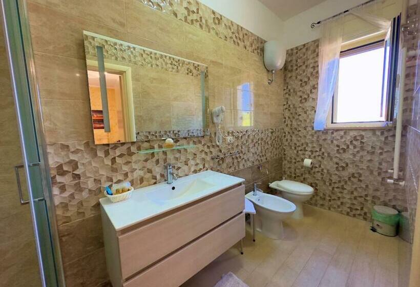 Трехместный Номер Deluxe, B&b Afrodite