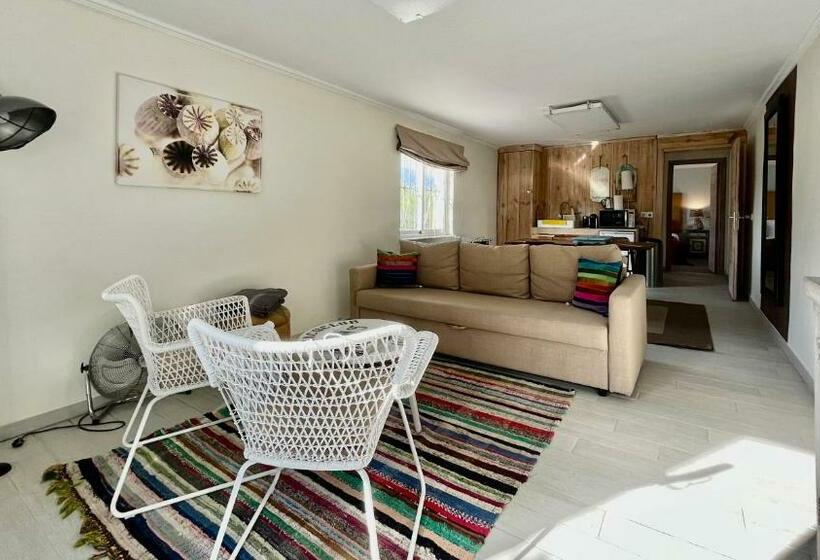 اتاق لوکس با تخت بزرگ, Elparaiso Altea Apartment Sylvia Adults Only Bed & Borrel