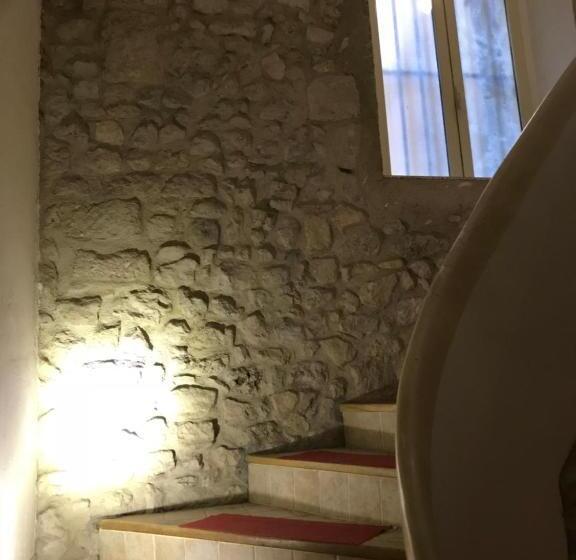 חדר סטנדרט, Maison Du Cloitre Couvent Des Carmes