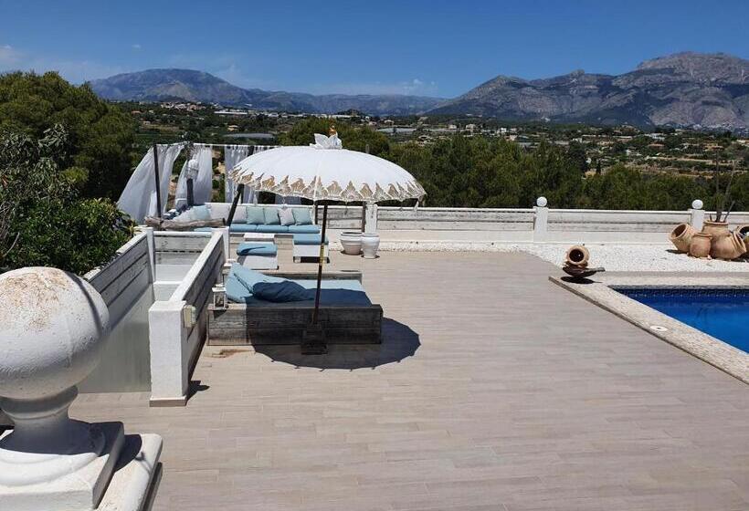 חדר דחוקס עם מיטת קינג, Elparaiso Altea Apartment Sylvia Adults Only Bed & Borrel