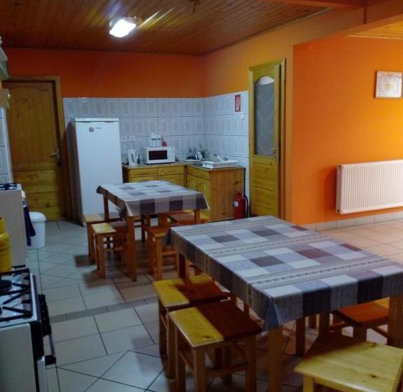 Quarto Triplo Standart, Ibolya Imola