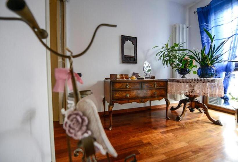 اتاق استاندارد با تخت بزرگ, Il Giardino Incantato