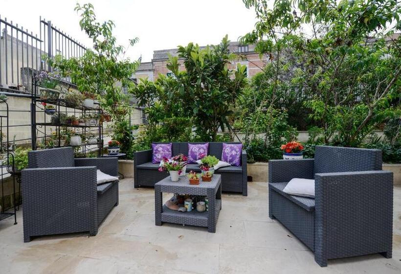 Standard room with outdoor bath, Il Giardino Incantato