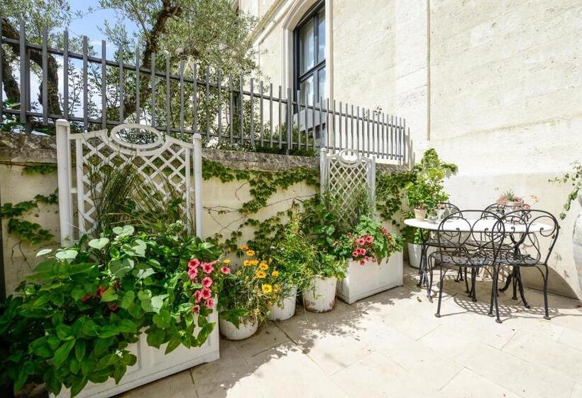 Standard room with outdoor bath, Il Giardino Incantato