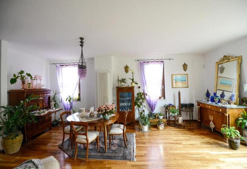 Standard room with outdoor bath, Il Giardino Incantato